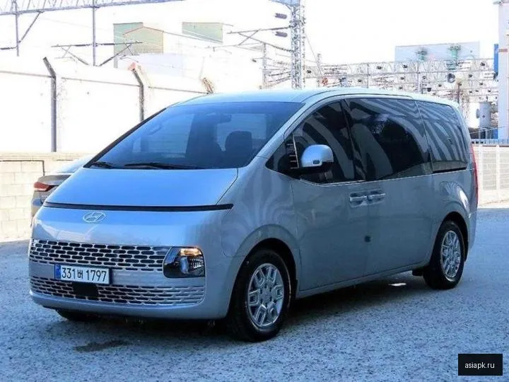Hyundai Staria 2