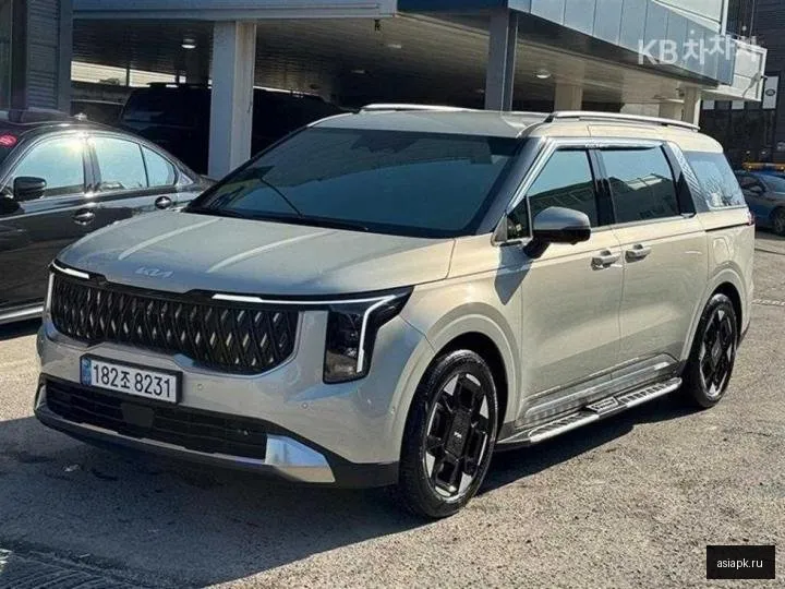 Kia Carnival