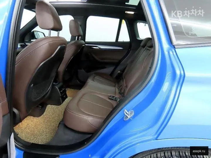 BMW X1 6