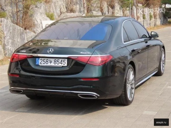 Mercedes-Benz S-Class 3