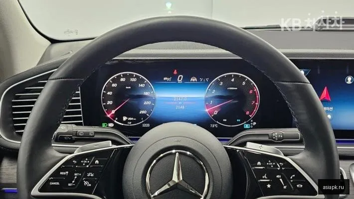 Mercedes-Benz GLE-Class 5