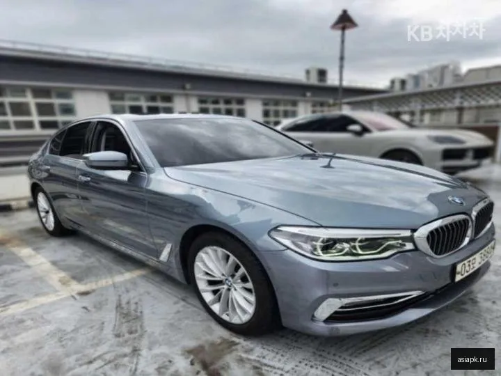 BMW 5-Series 3