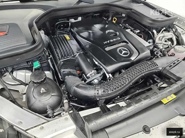 Mercedes-Benz GLC-Class 5