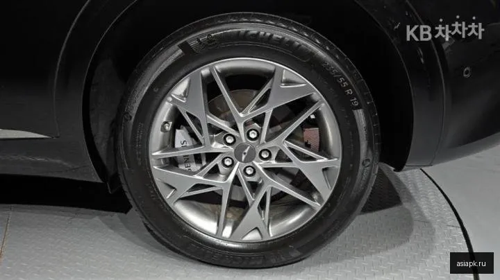 Genesis GV70 5