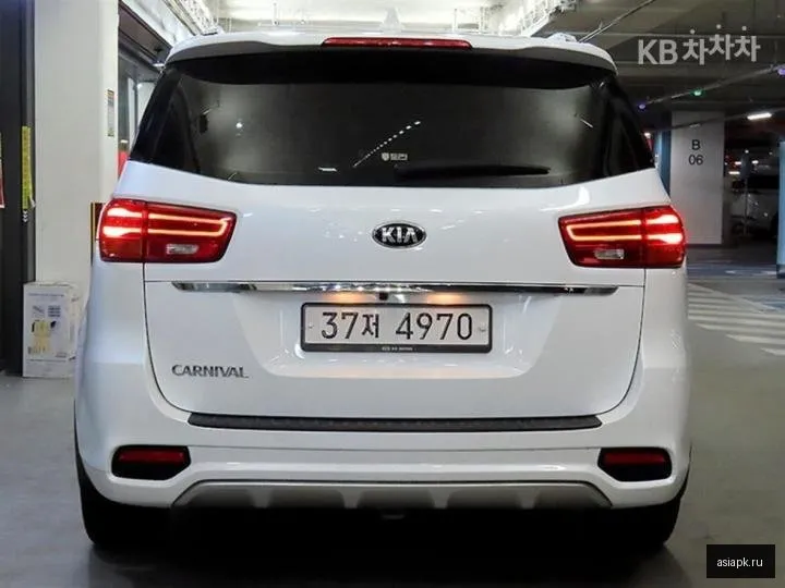 Kia Carnival 3