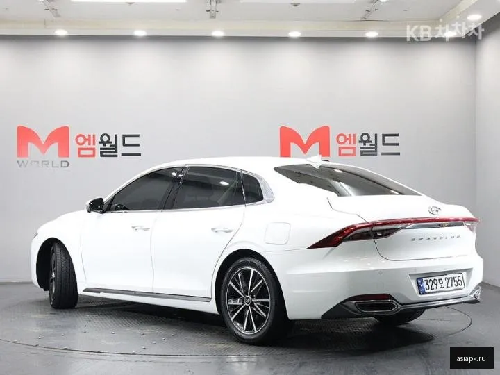 Hyundai Grandeur 3