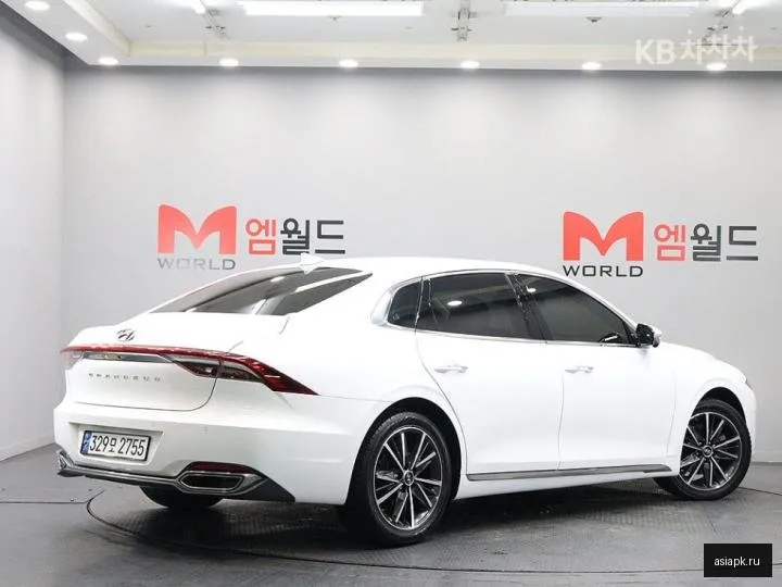 Hyundai Grandeur 4
