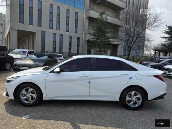 Hyundai Avante 3