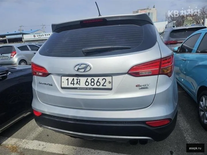 Hyundai Santa Fe 4