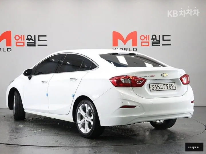 Chevrolet Cruze 4