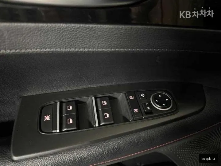 Kia K3 6