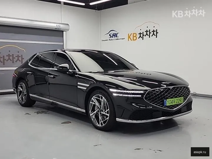 Genesis G90 4