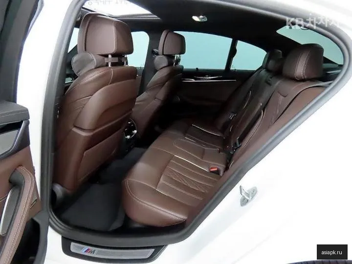 BMW 5-Series 6