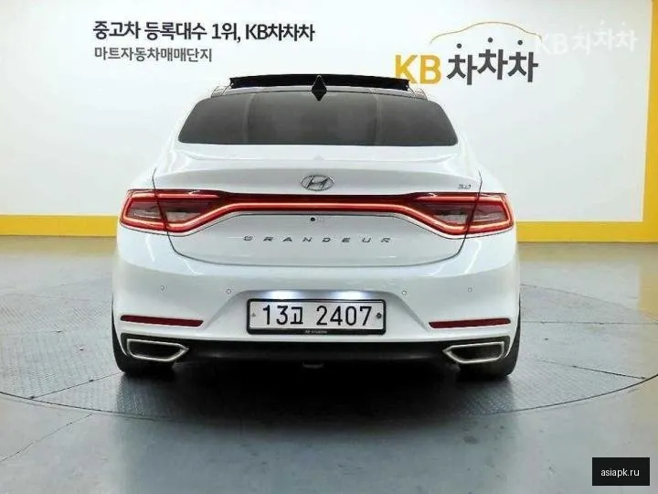 Hyundai Grandeur 3