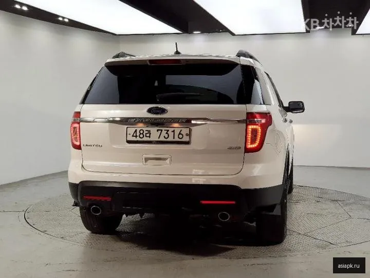 Ford Explorer 3