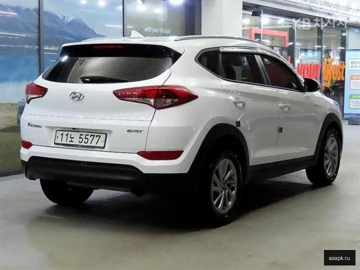 Hyundai Tucson 4
