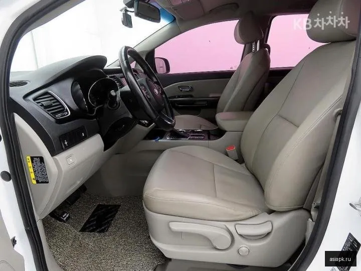 Kia Carnival 6