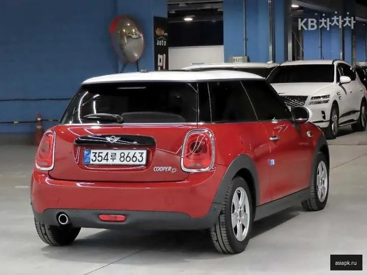 MINI Hatch 4
