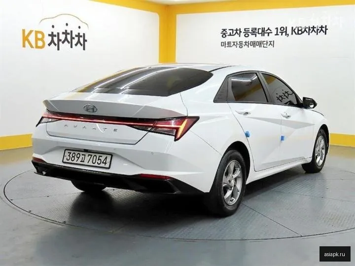 Hyundai Avante 4