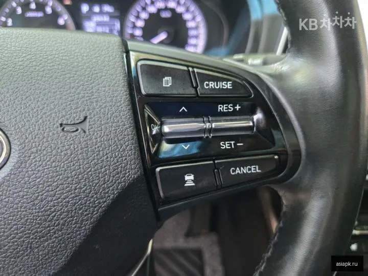 Hyundai Grandeur 4