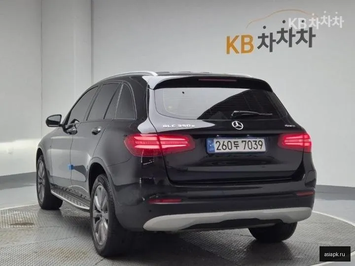Mercedes-Benz GLC-Class 2