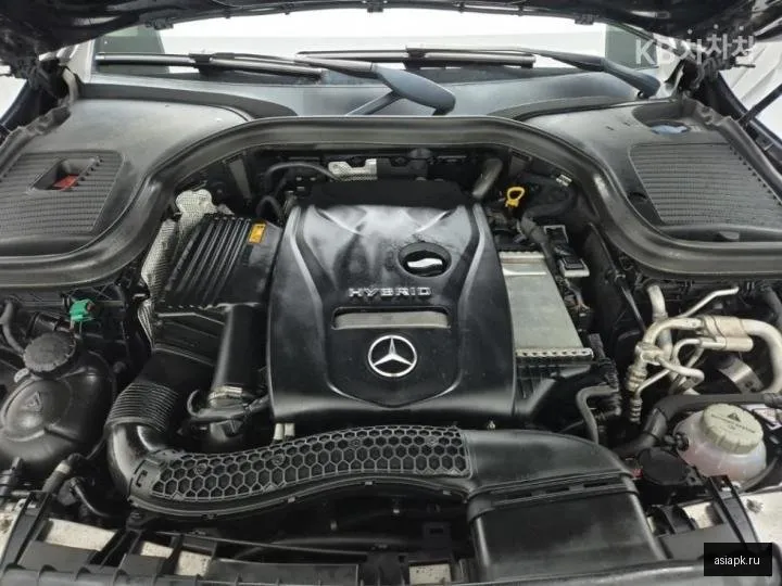 Mercedes-Benz GLC-Class 5