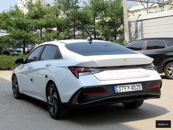 Hyundai Avante 3