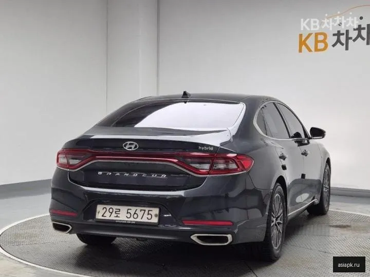 Hyundai Grandeur 3
