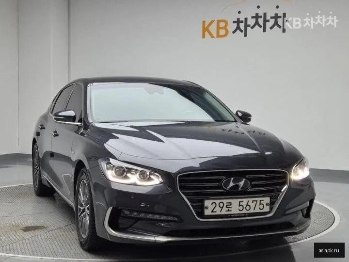 Hyundai Grandeur 4
