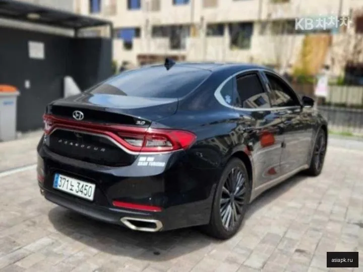 Hyundai Grandeur 3