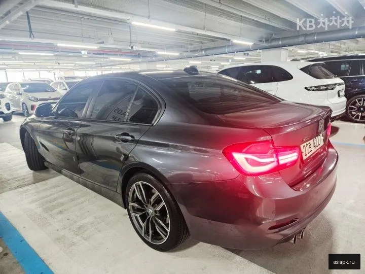 BMW 3-Series 4