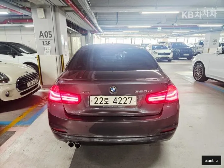 BMW 3-Series 5