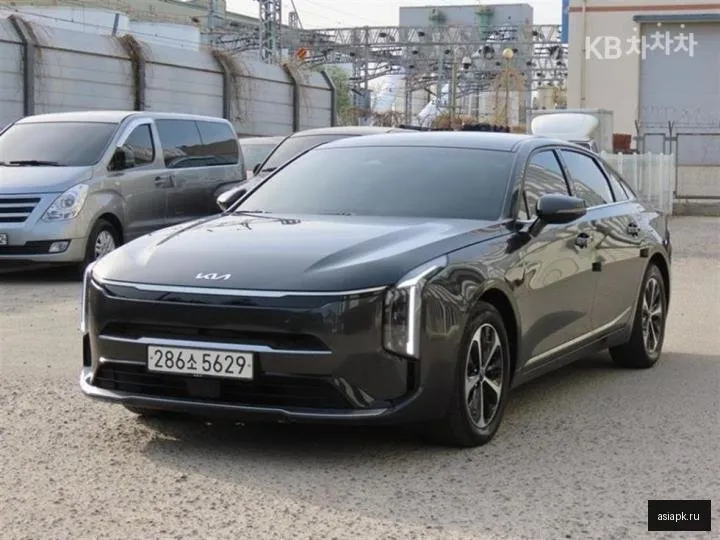 Kia K8 2