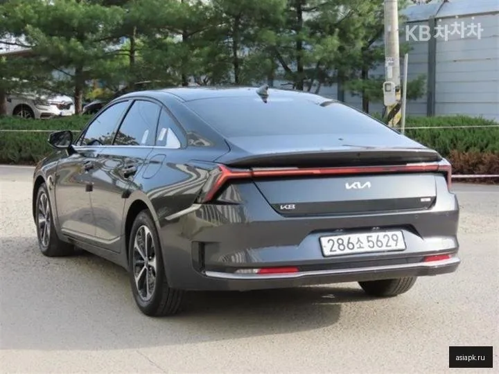 Kia K8 3