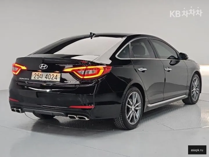 Hyundai Sonata 6