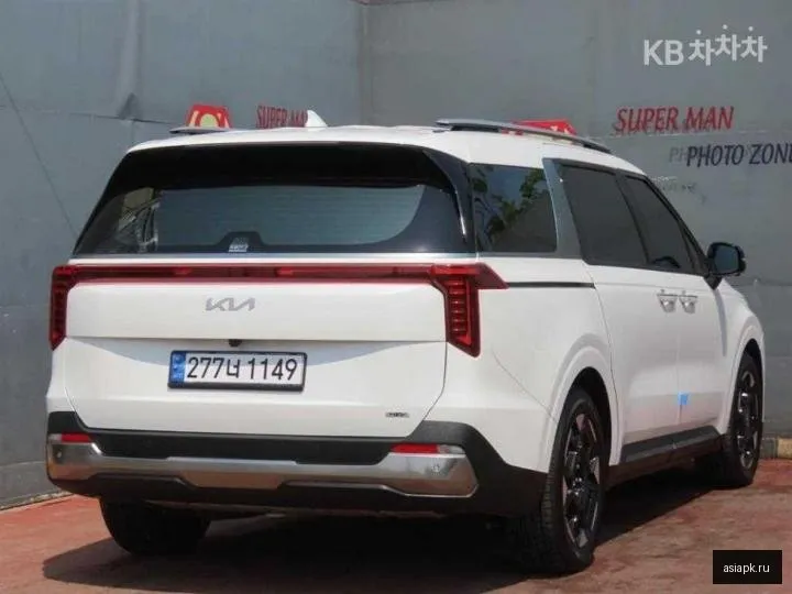Kia Carnival 3