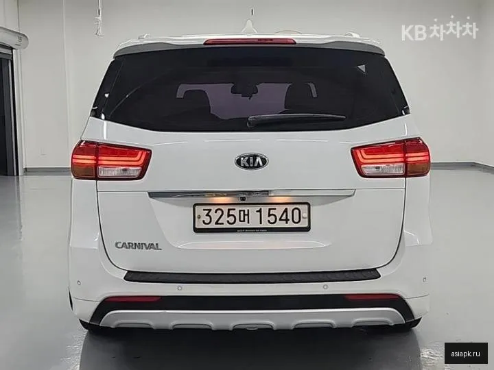 Kia Carnival 3