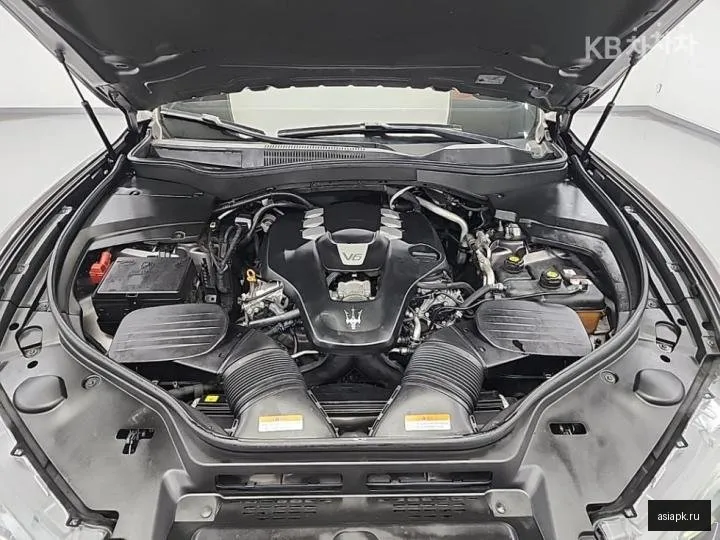 Maserati Levante 5