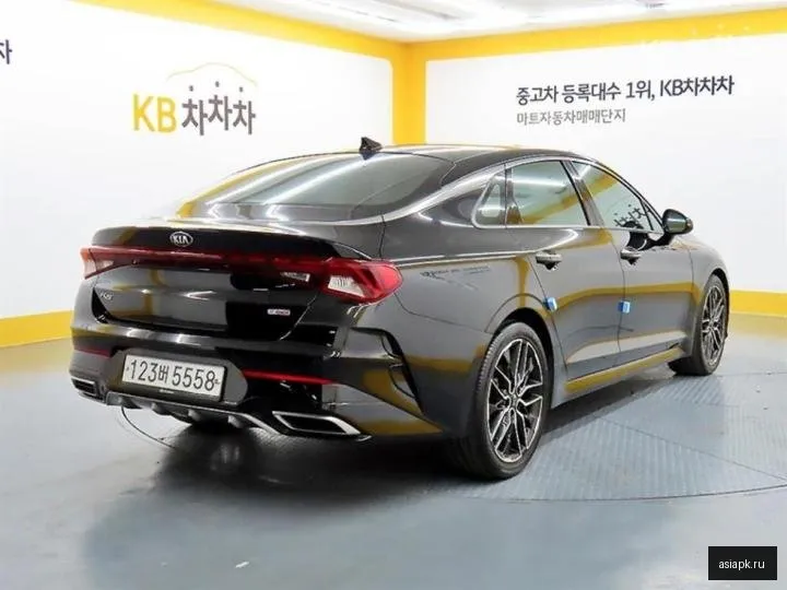 Kia K5 4
