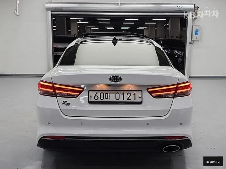 Kia K5 3