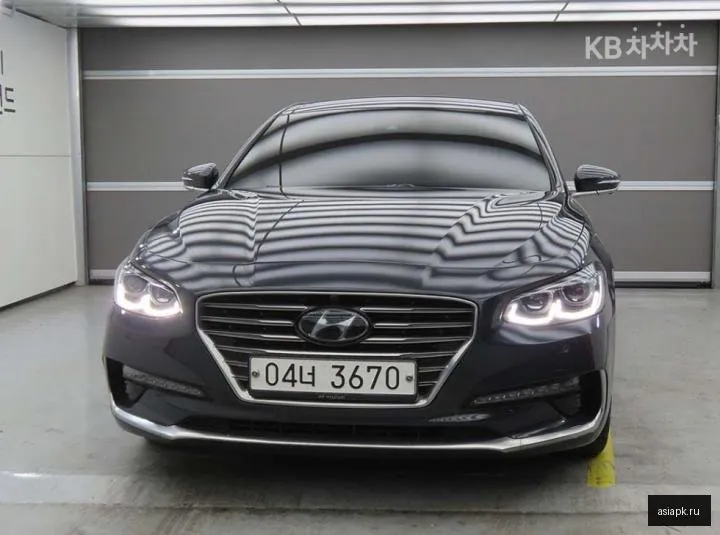Hyundai Grandeur 2