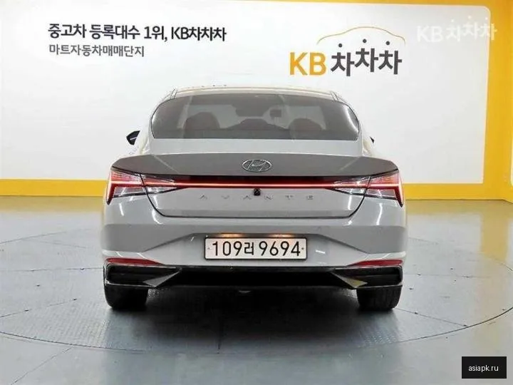 Hyundai Avante 3