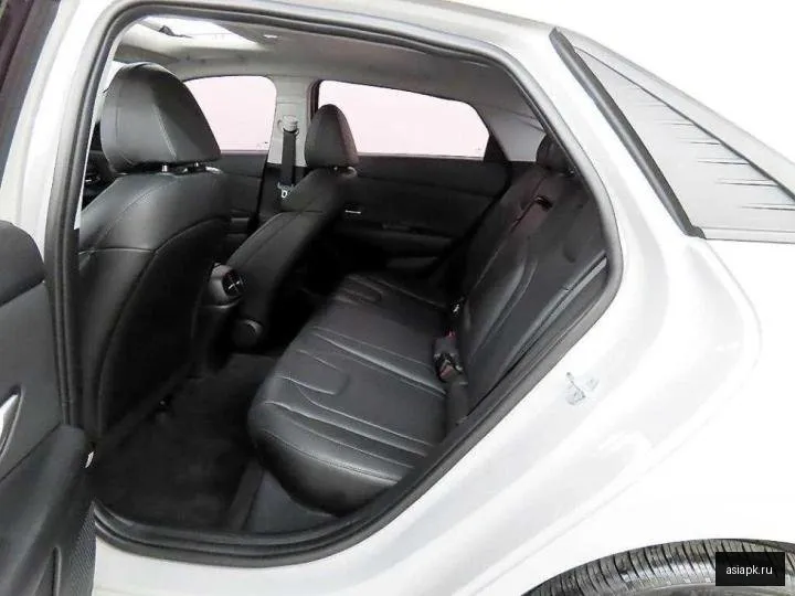Hyundai Avante 6