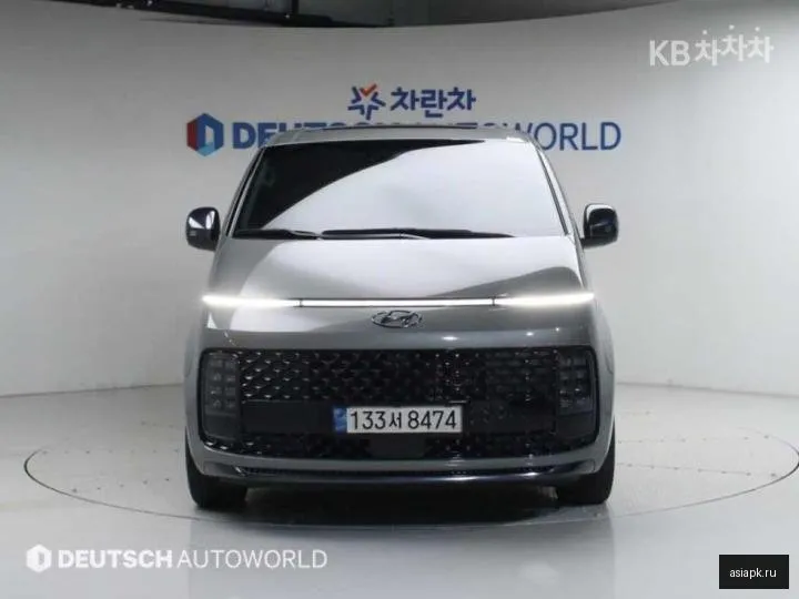 Hyundai Staria 3
