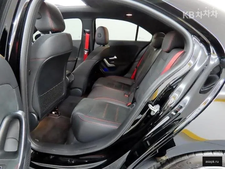 Mercedes-Benz A-Class 6