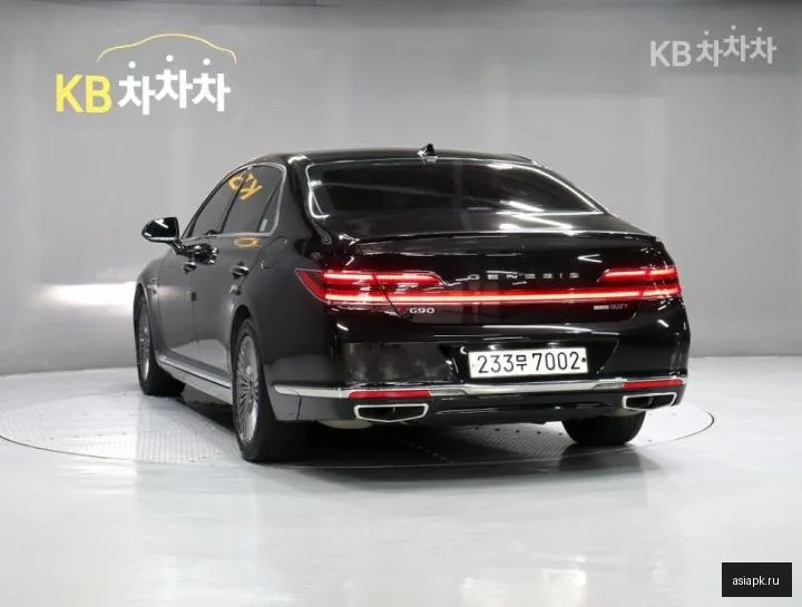 Genesis G90 4