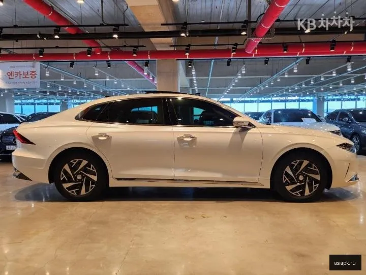 Hyundai Grandeur 3