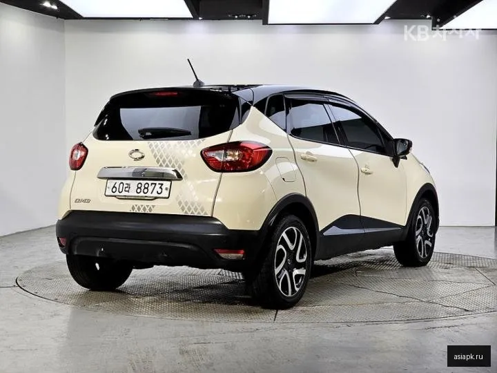 Renault Captur 4