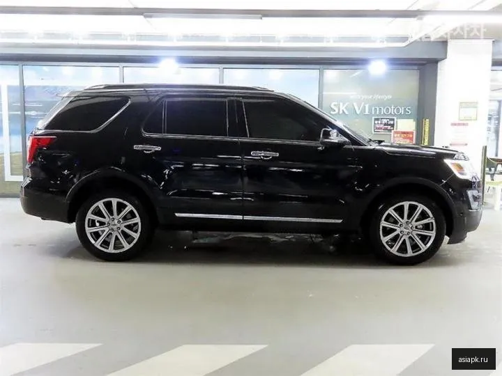 Ford Explorer 3