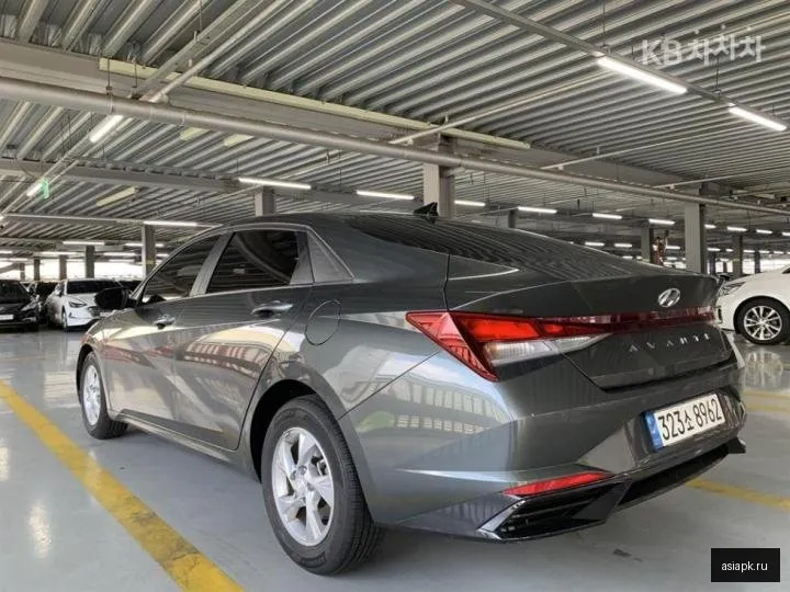 Hyundai Avante 5